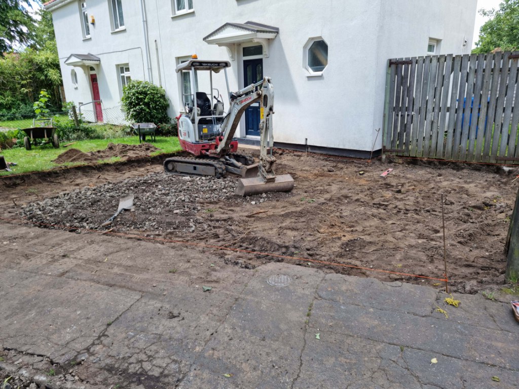 This is a photo of a dig out being carried out by Eastbourne Driveways in preparation for a block paving driveway